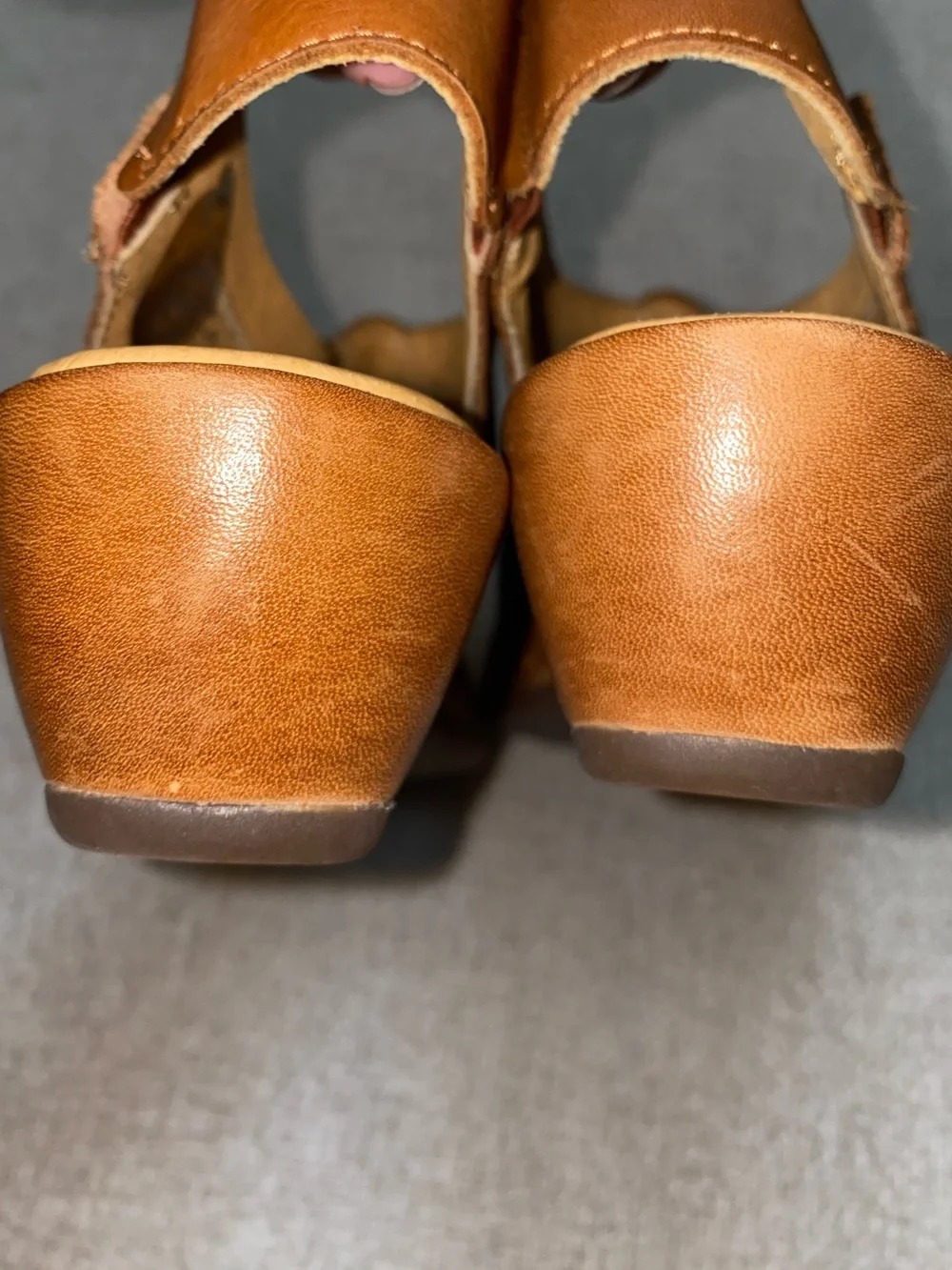 Pikolinos Romana Perforated Leather Wedge Sandal Brandy EU 39 (9)
